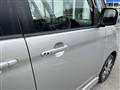 2010 Nissan ROOX