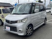 2010 Nissan ROOX