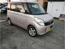 2012 Nissan ROOX