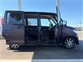 2010 Nissan ROOX