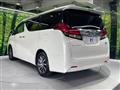 2015 Toyota Alphard Hybrid