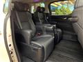 2021 Toyota Alphard Hybrid