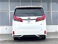 2022 Toyota Alphard Hybrid