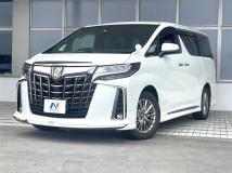 2022 Toyota Alphard Hybrid