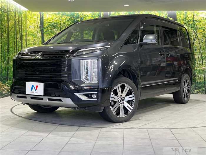 2022 Mitsubishi Delica D5