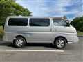 2005 Nissan Caravan Van