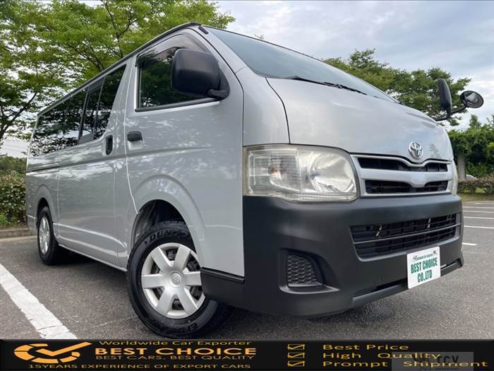 2013 Toyota Regiusace Van