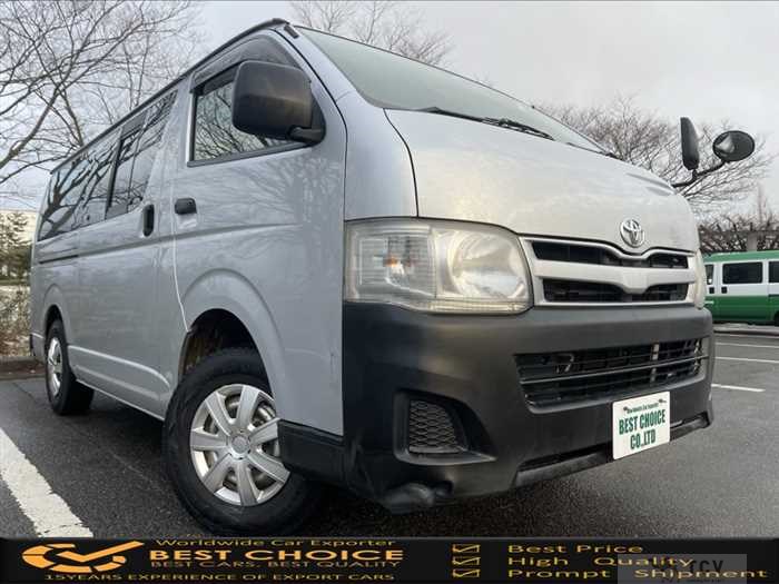 2011 Toyota Regiusace Van