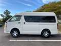 2005 Toyota Hiace Van