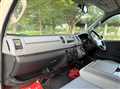 2005 Toyota Hiace Van
