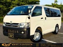 2010 Toyota Hiace Van