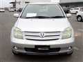 2004 Toyota IST