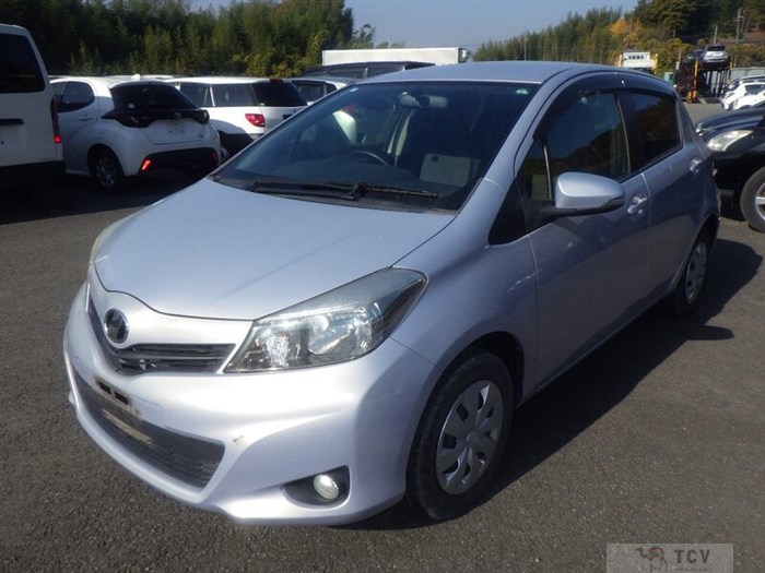 2013 Toyota Vitz
