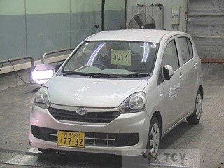 2016 Daihatsu Mira Es