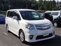 2010 Toyota Noah