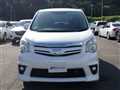 2010 Toyota Noah