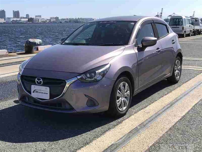2016 Mazda Demio