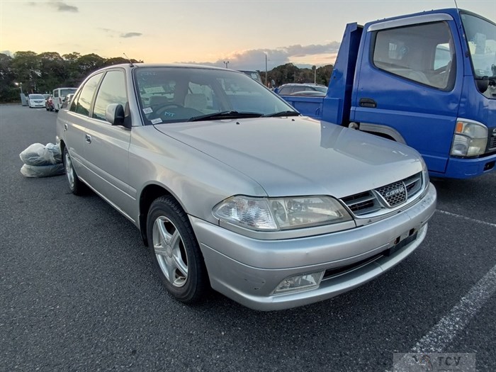 2001 Toyota Carina