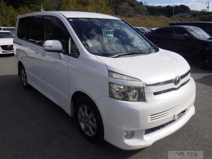 2008 Toyota Voxy