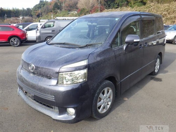 2009 Toyota Voxy