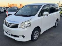 2011 Toyota Noah