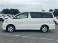 2004 Toyota Alphard