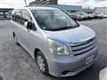 2007 Toyota Noah