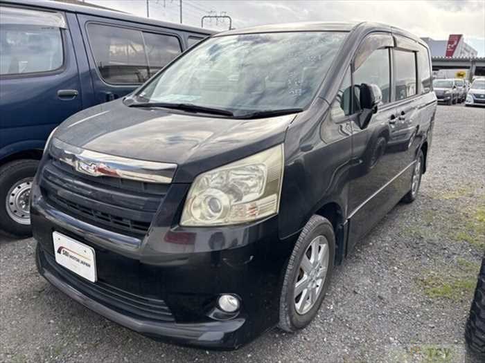 2009 Toyota Noah
