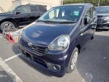 2016 Daihatsu Mira Es