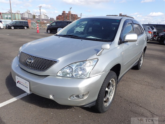 2004 Toyota Harrier