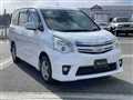 2010 Toyota Noah