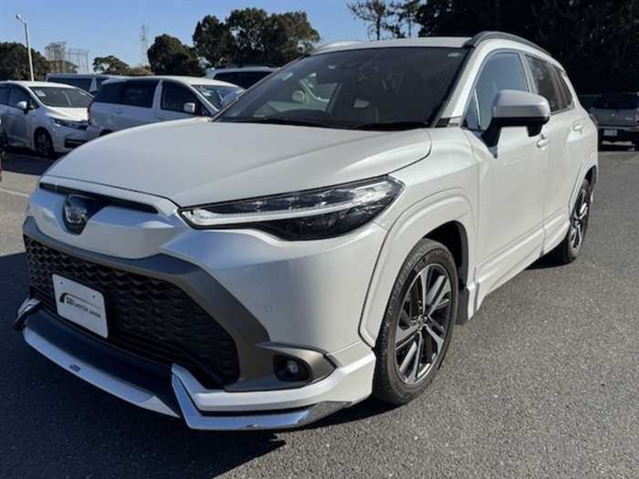 Toyota CorollaCross Hybrid Z 2023 — миниатюра 3