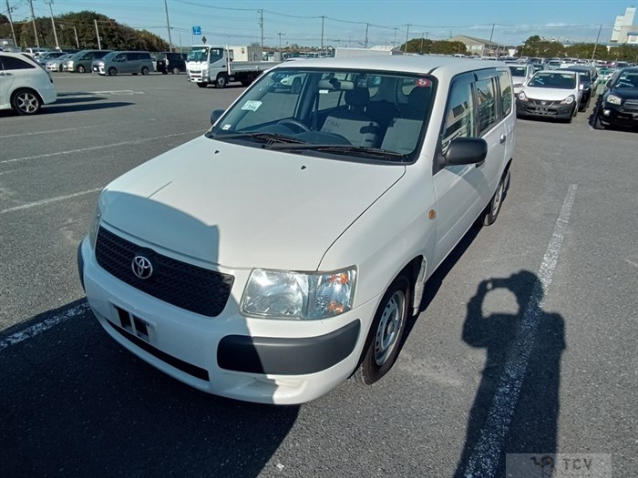 2008 Toyota Succeed