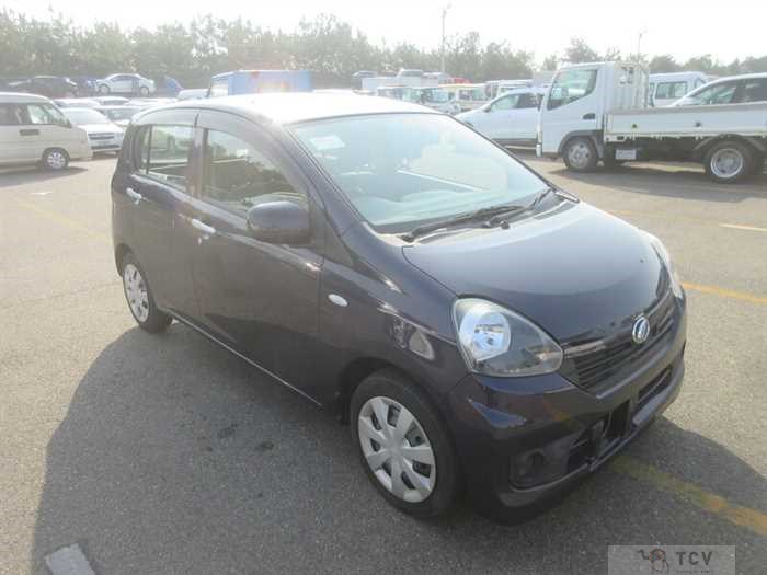 2016 Daihatsu Mira Es