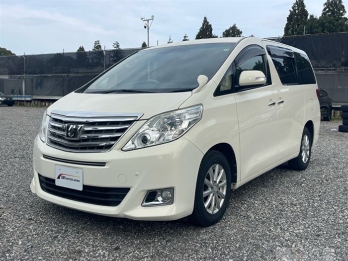 2013 Toyota Alphard