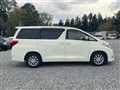 2013 Toyota Alphard
