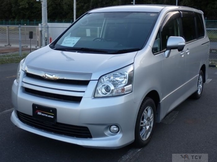 2009 Toyota Noah
