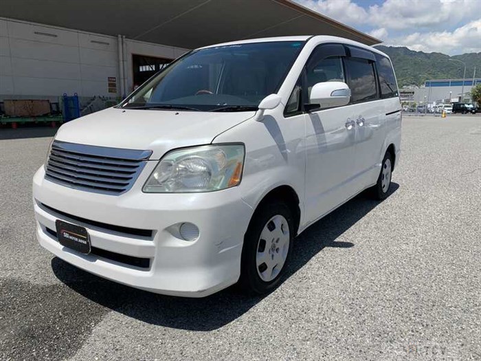2007 Toyota Noah