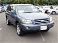 2004 Toyota Kluger L