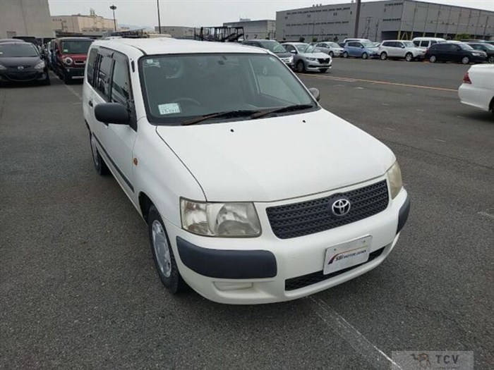 2004 Toyota Succeed Van