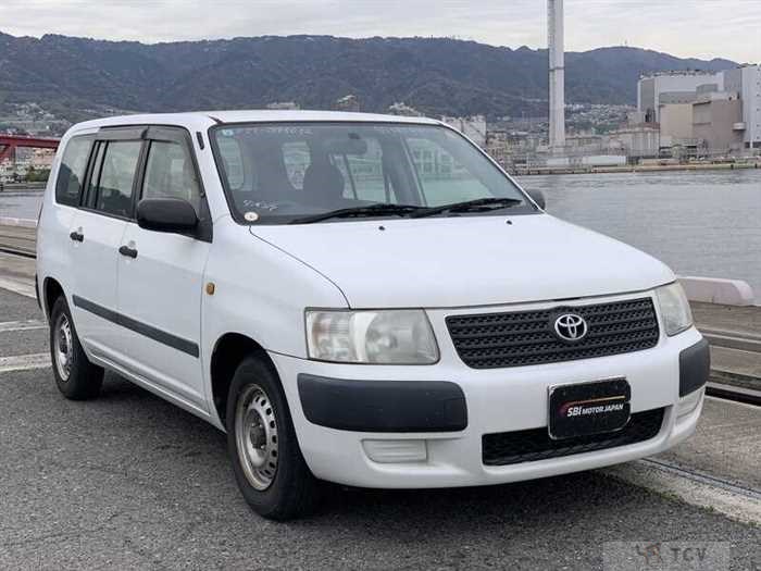 2008 Toyota Succeed Van