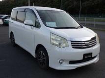 2011 Toyota Noah