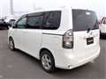 2009 Toyota Voxy