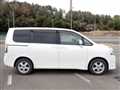 2009 Toyota Voxy