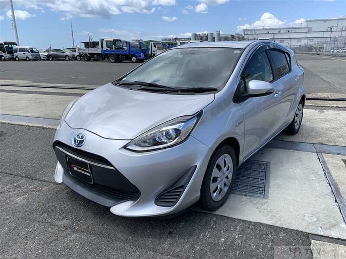 2018 Toyota AQUA