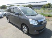 2012 Toyota Noah