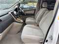 2005 Toyota Alphard