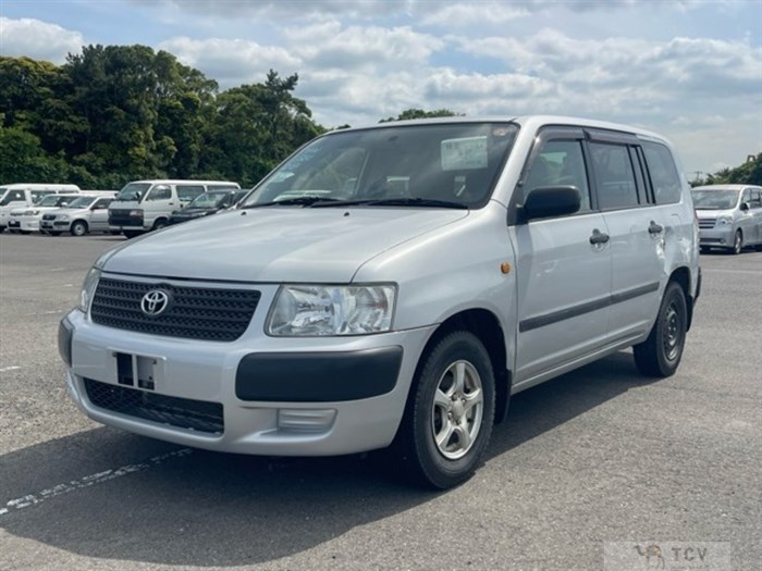 2011 Toyota Succeed Van