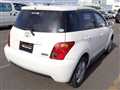 2004 Toyota IST