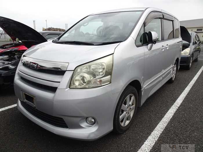 2007 Toyota Noah